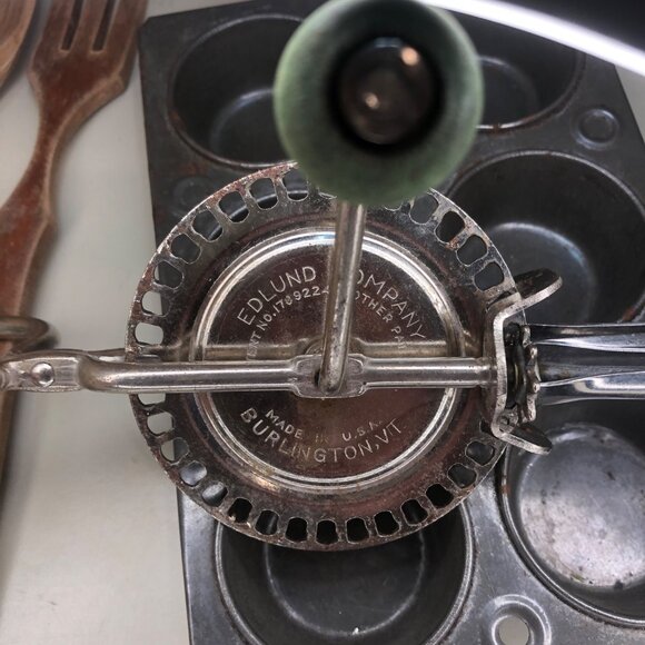 Antique Rusty Crusty Kitchen Decor - Picture 7 of 11